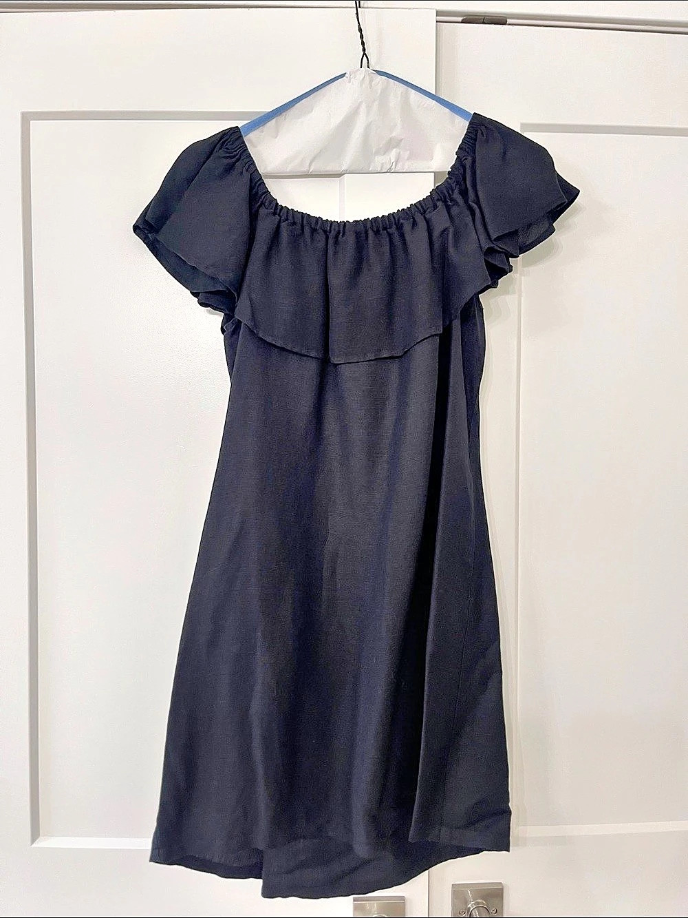Tommy Bahama Ruffle Dress Ruffle Mini Dress in Black Size Medium Like New